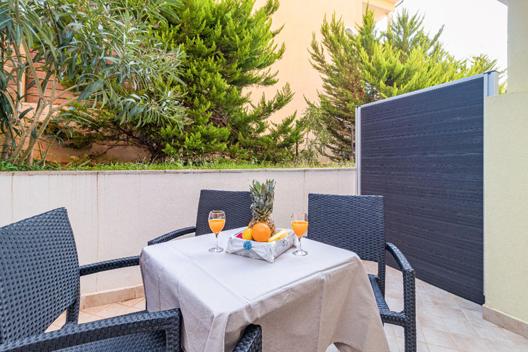 Food & Drinks 5, Residence Kamenjak, Premantura
