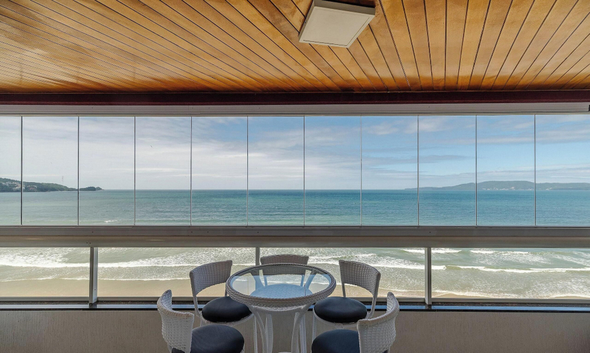 Dining 3, Sea View Apt w/ BBQ in Itapema Dnl0602, Itapema