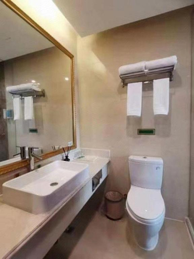 Bathroom, Vienna Classic Hotel Ningbo Xiangshan Shipu Harbor, Ningbo
