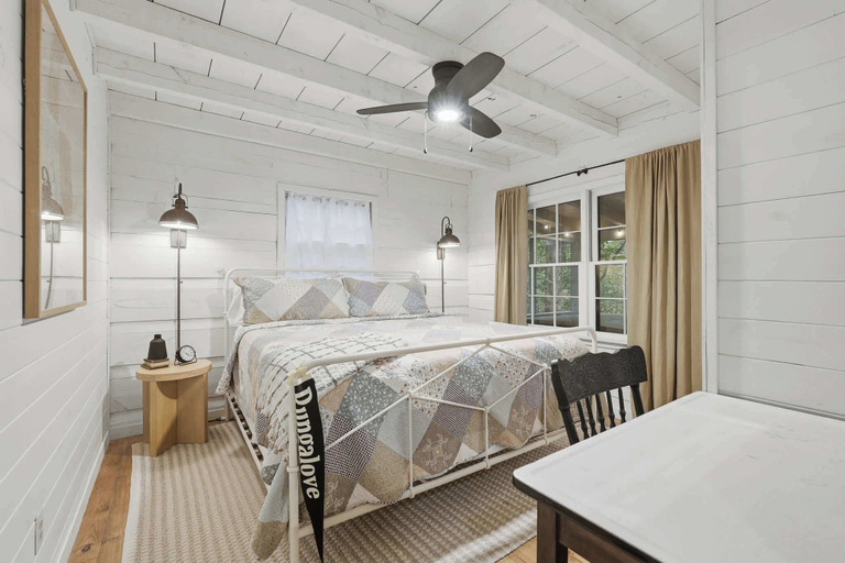 Room 5, Peace of Aska - Hot Tub, Fannin