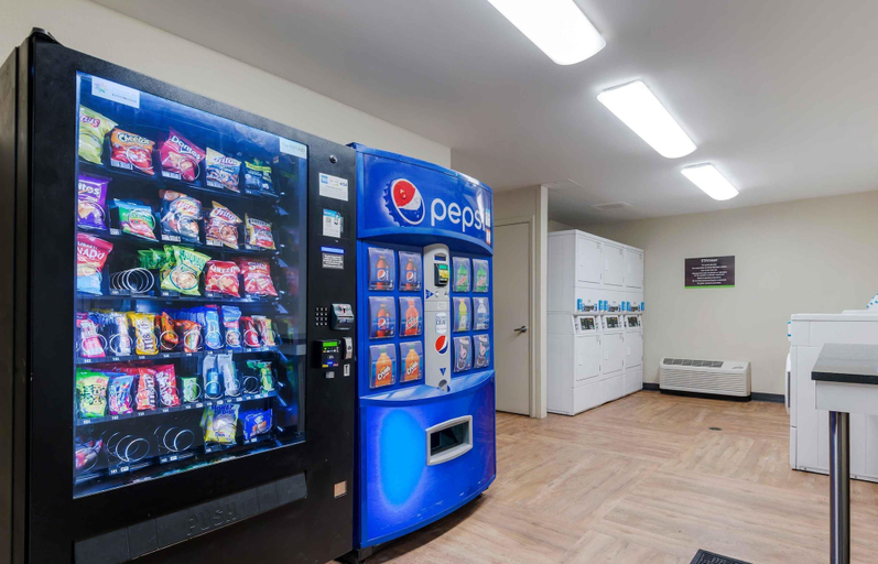 Food & Drinks 5, Extended Stay America Select Suites - Charlotte - University Place, Mecklenburg