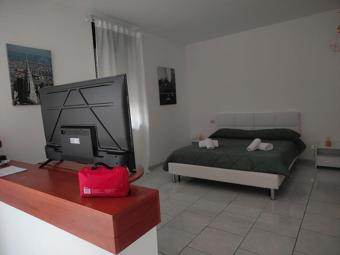 Bedroom 2, CconfortHotels eXtramurale Apartment, Bari