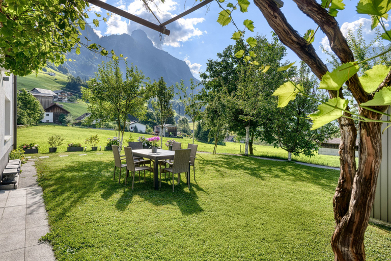 Room 2, Gartenferienwohnung Arlberg, Bludenz