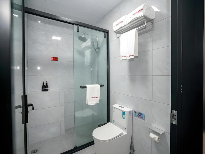 Bathroom 3, Shell Hotel Hefei Feixi County Huamucheng, Hefei
