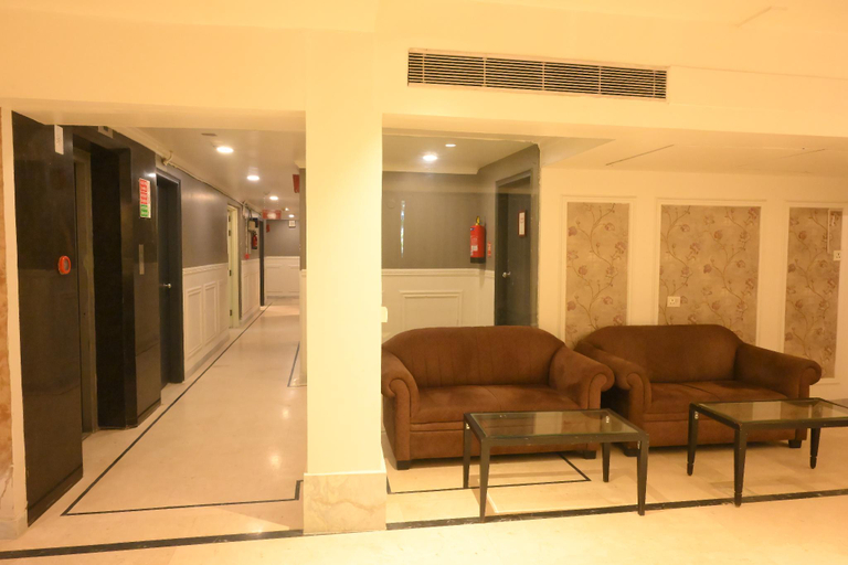 Public Area 2, The Centrum, Delhi