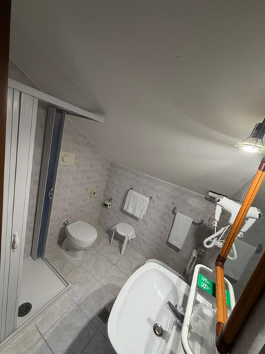 Bathroom 4, Hotel La Caravella   Milano, Milano