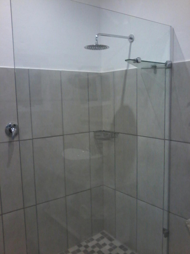 Bathroom 5, The Alchemist's Place, Eden