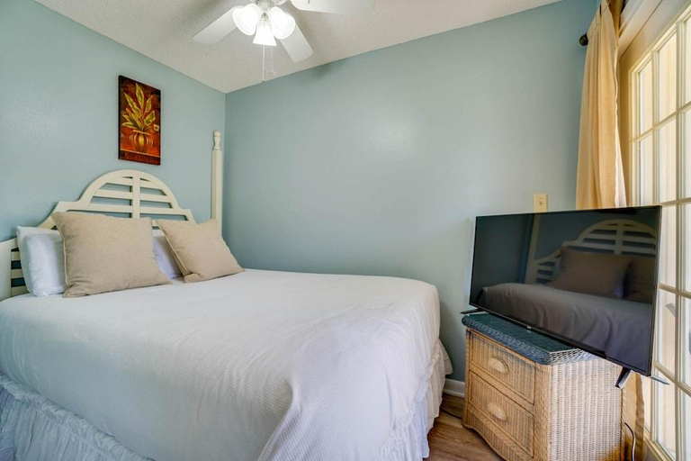 Bedroom 2, Sandpiper Cove, Okaloosa