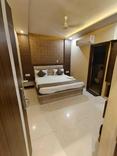 Bathroom 4, Hotel MM Paradise, Amritsar