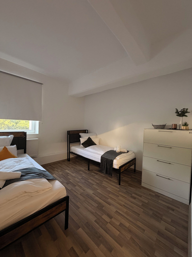 Room 5, Europension - Ettlingen, Karlsruhe