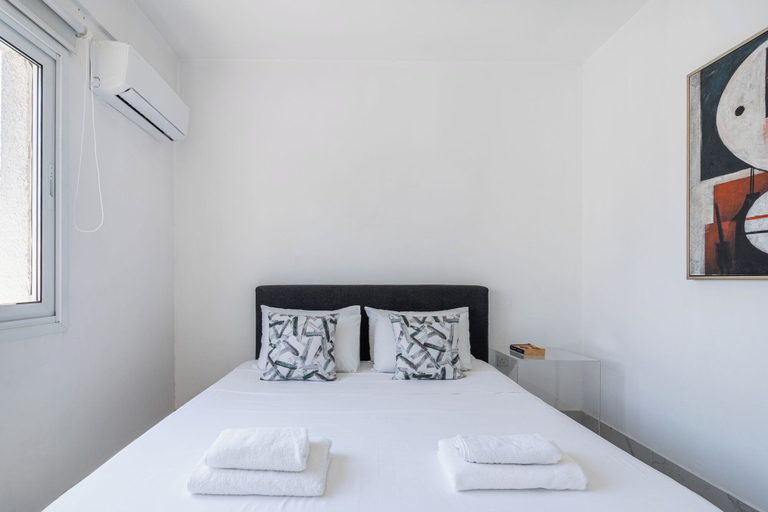 Room 2, Miami Beach Seaview Suite Limassol