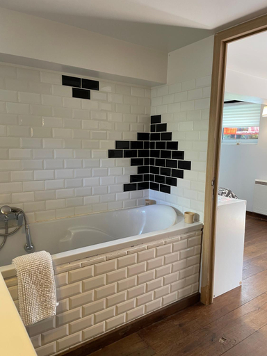 Bathroom 3, La Maison Rouge, Calvados