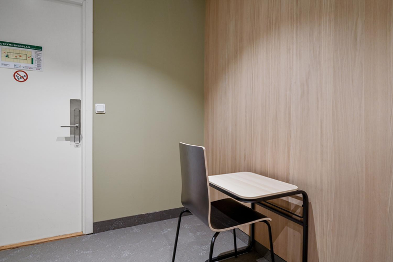 Others 5, Maby Park & Hotell, Sigtuna