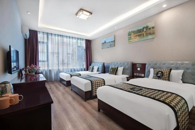 Bedroom 2, Mount Emei Happy Hotel, Leshan
