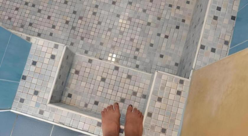 Bathroom 4, Anavilla Tangke Resort, Khanom
