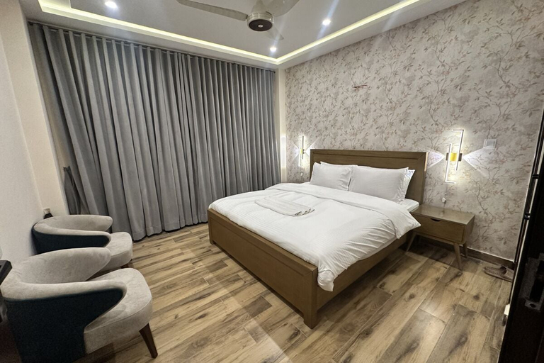 Room 2, Mountain View Apartment Murree Sleeps 6, Hazara