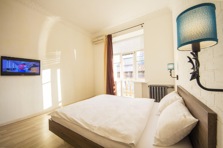 Bedroom 2, Central Dayflat Apartments, Shevchenkivs'kyi