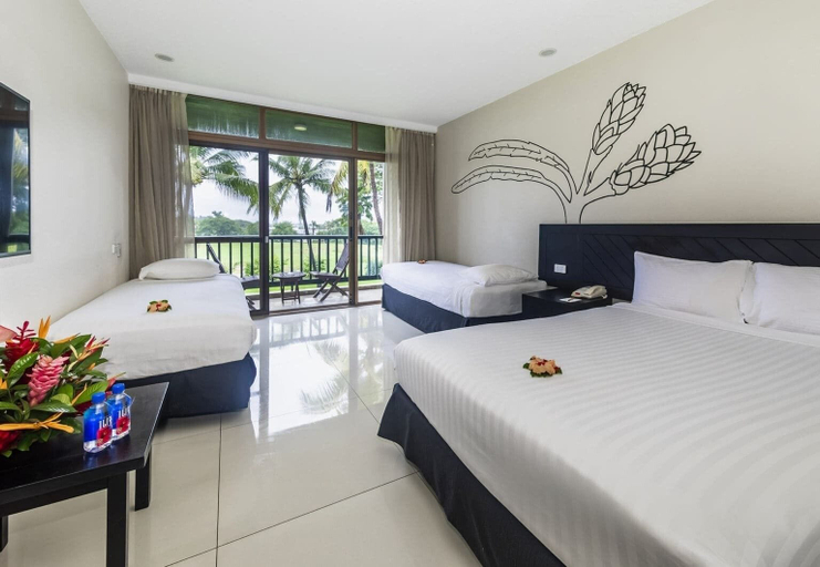 Bedroom 3, Tanoa International Hotel, Ba