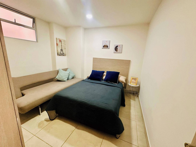 Room 3, Modern With Metro Viva Envigado View, Envigado