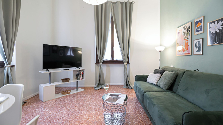 Interior 3, Italianway - Da Messina 20, Milano
