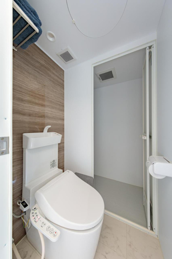 Bathroom 3, Kominka Guesthouse SENTO, Yakumo