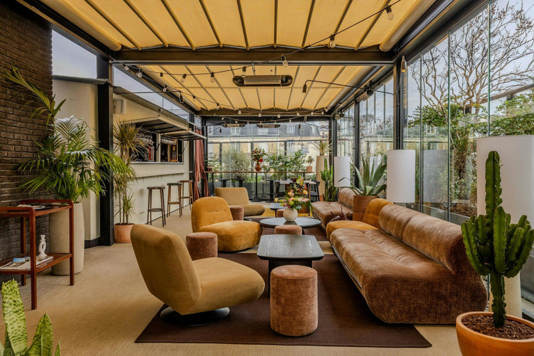Public Area 2, Terrass'', Paris