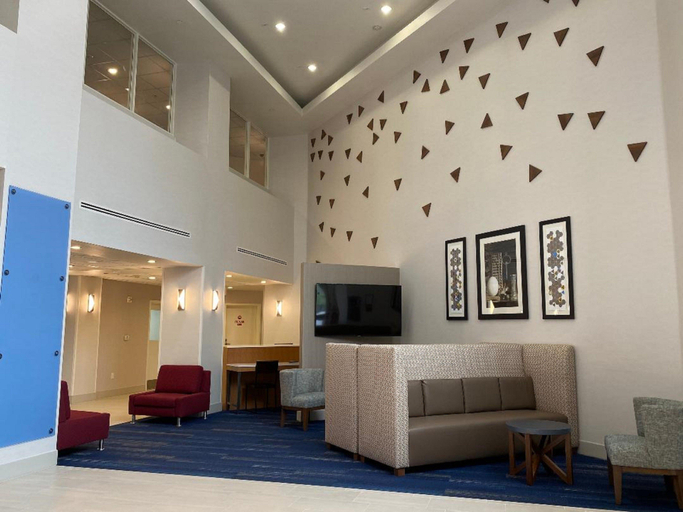 Public Area 3, Holiday Inn Express & Suites BEAUMONT - OAK VALLEY by IHG, Riverside