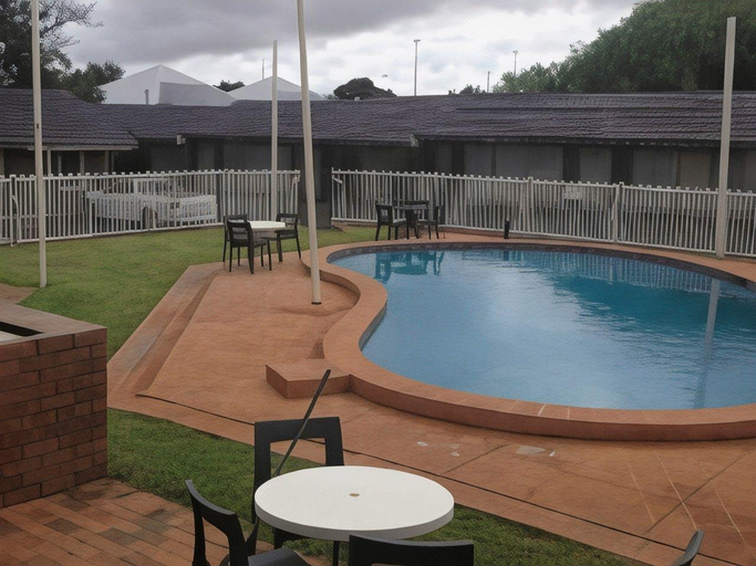 Sport & Beauty 5, Coachman Hotel Motel, Parkes