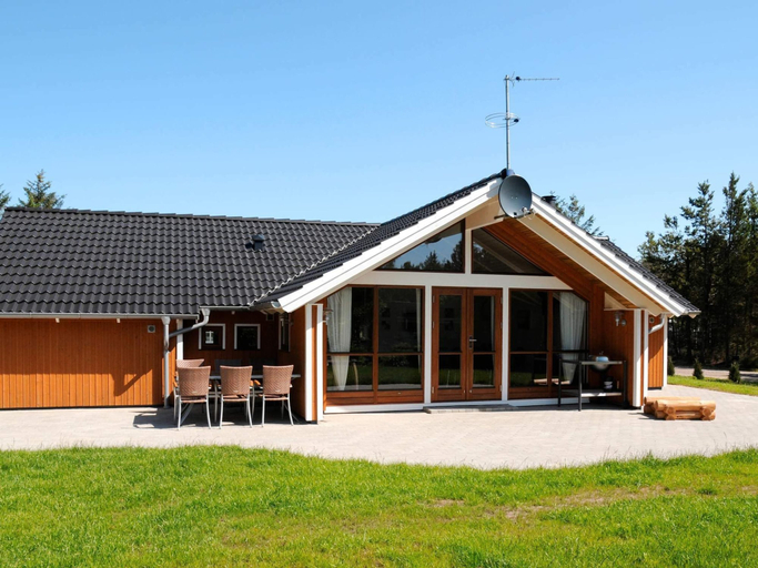 Others 1, 5 Star Holiday Home in Ulfborg, Holstebro
