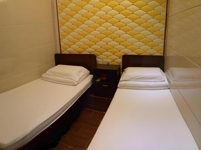 Bedroom 4, Wang Kei Hostel, Kowloon