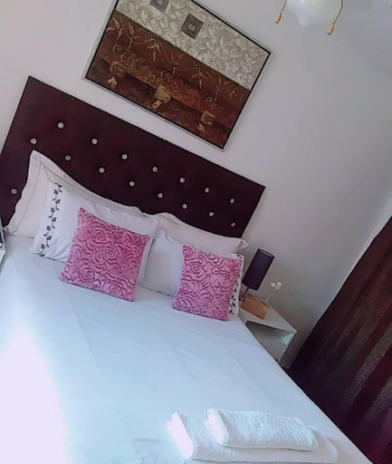 5, Ranks Apartments, Kweneng South