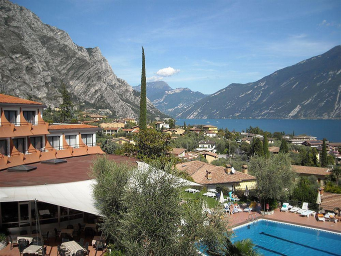 Exterior & Views, Saturno, Brescia
