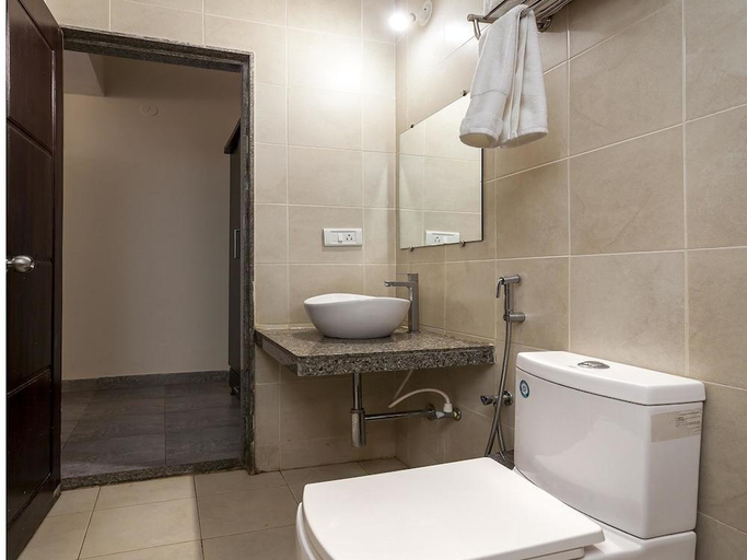 Bathroom 5, Townhouse Calangute, North Goa