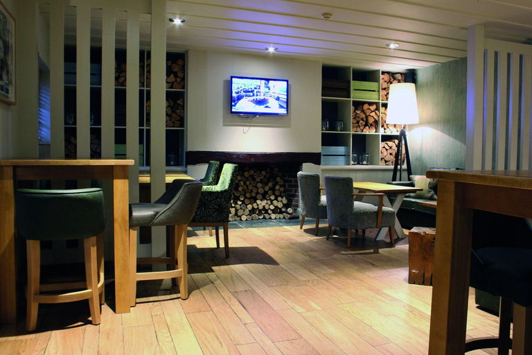Food & Drinks 4, Lodge at Bristol, South Gloucestershire