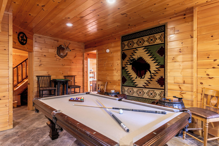 Interior 3, 4BR Running Waters Lodge at Eagles Nest, Avery