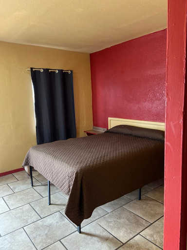 Room 3, Holiday Motel Tulsa OK, Tulsa