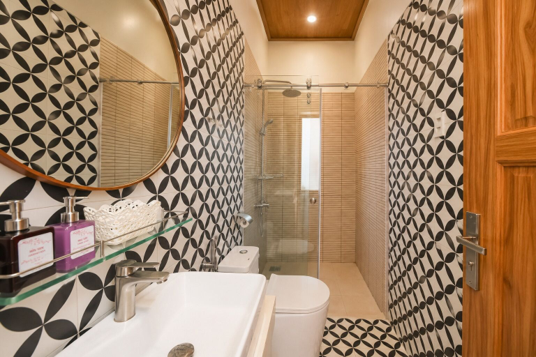 Bathroom 4, Yen Lam Villa Hotel, Đà Lạt