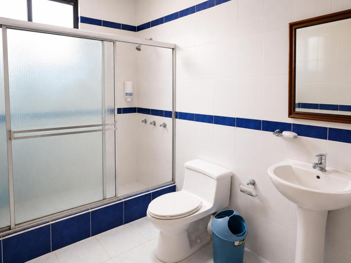 Bathroom, Hostería Quinta Aidita, Guano