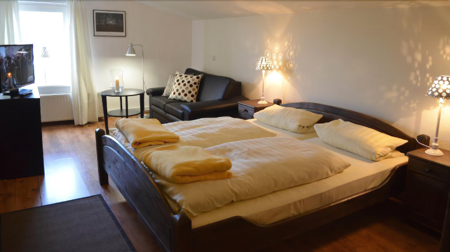 Bedroom 2, Borgo Antico Hotel, Ostholstein