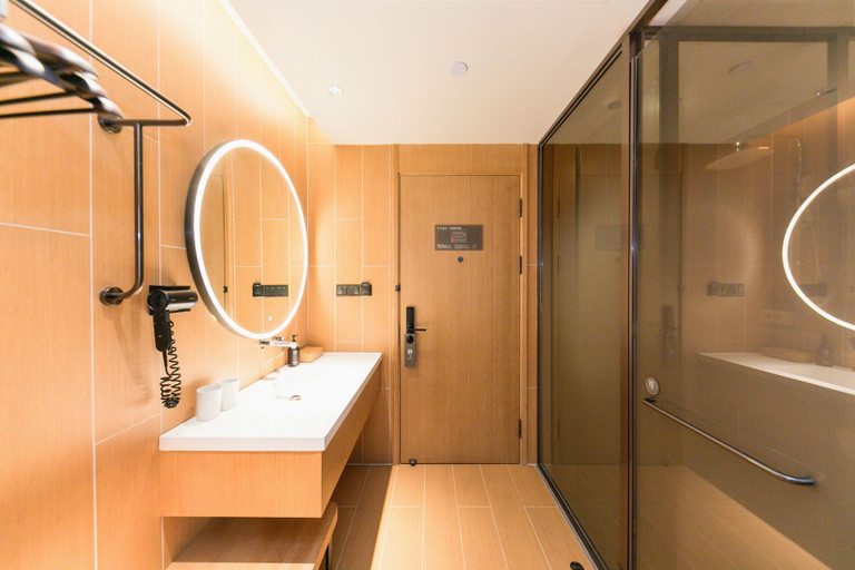 Bathroom 4, Ji Hotel Huzhou Changxing, Huzhou