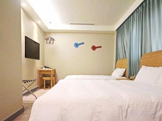 Bedroom, Kinmen Ludao Hotel, Kinmen