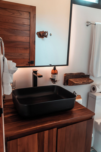 Bathroom 3, Bohemian Luxury Bungalows, Santa Cruz
