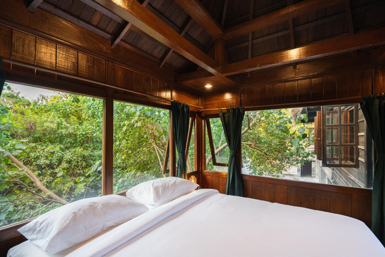 Bedroom 3, The Corduroy Hotel, Badung