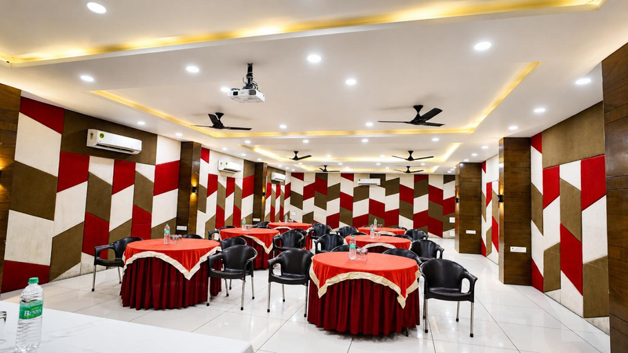 Food & Drinks 3, Dream Hills Resort, Udaipur