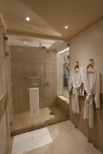 Bathroom 4, Hotel Villa Didon Carthage, Carthage