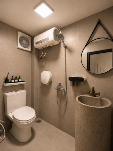 Bathroom 5, Chill house - Hidden Gem in Hanoi Old Quarter, Hoàn Kiếm