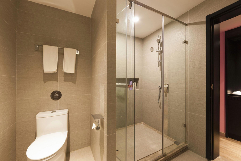 Bathroom 3, Orange Hotel (Foshan Qiandeng Lake), Foshan