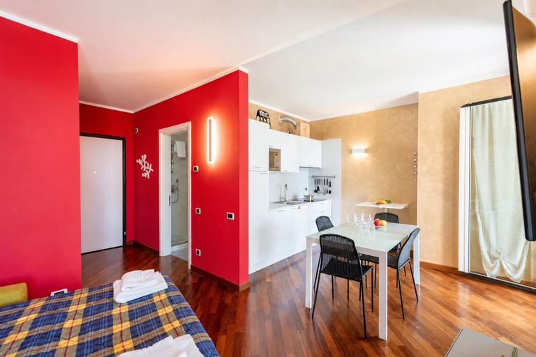 Room 1, Charming Apartment Genova City View, Genova