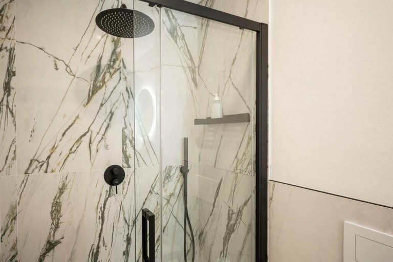 Bathroom 4, Palazzo Garibaldi Parma, Parma