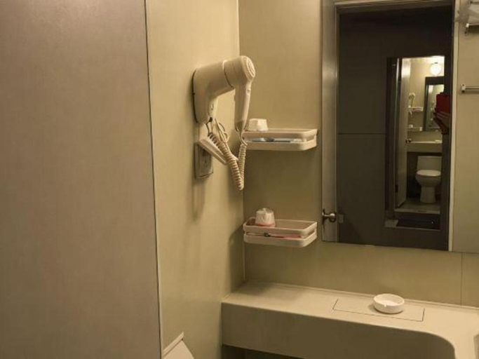 Bathroom 3, Jinjiang Inn Bazhou Shengfang Town, Langfang